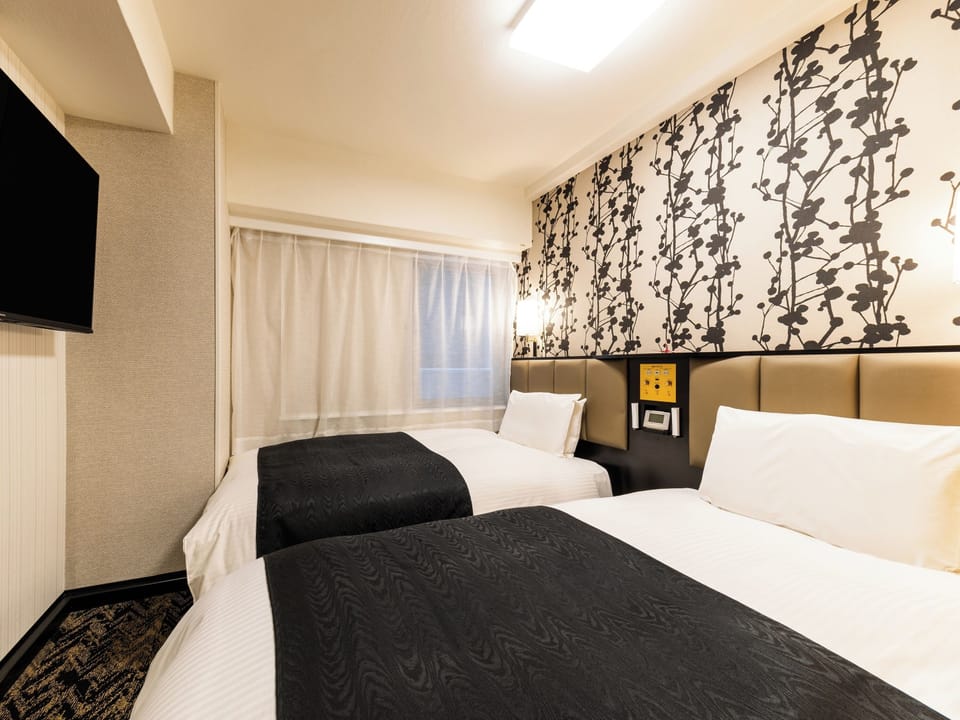 Premium bedding, down comforters, desk, blackout drapes