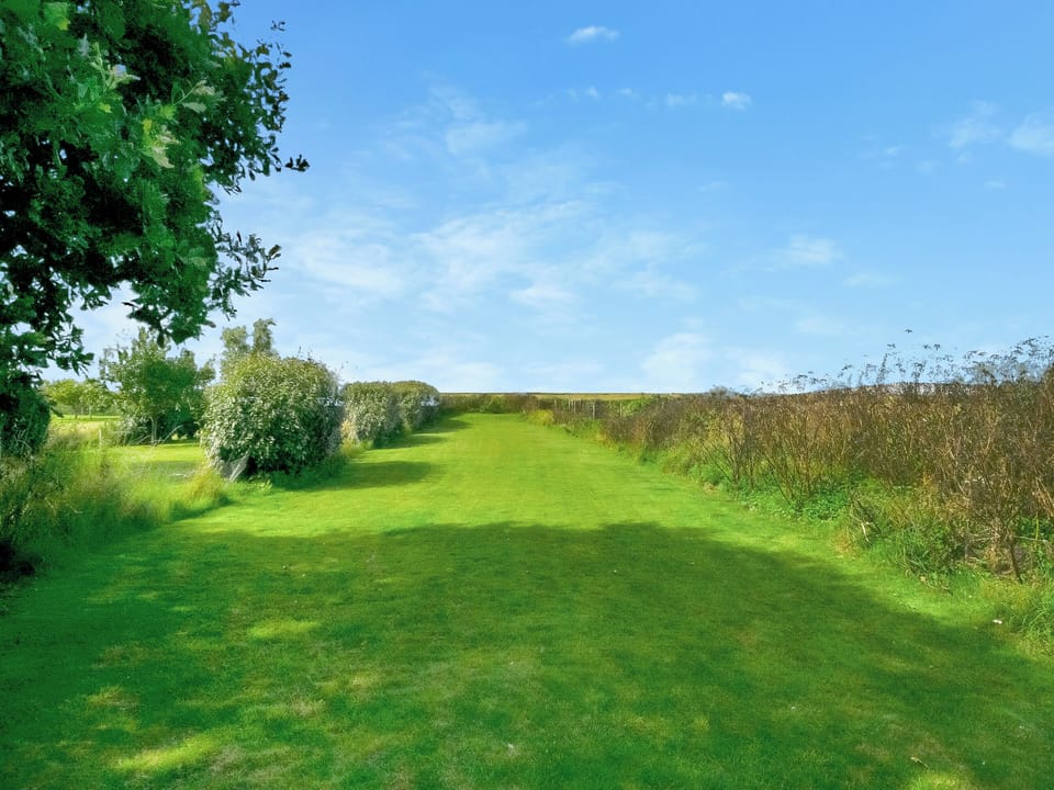 Double bedroom | Greenrush Cottage, Blakeney, near Holt