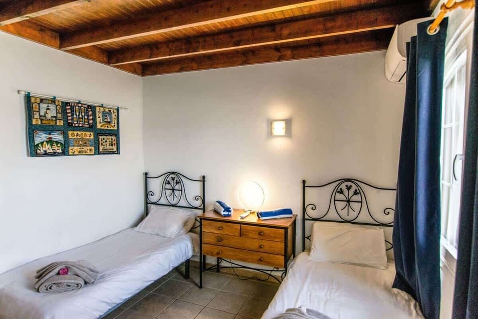 Villa Alegranza (LH190) - Twin Bedroom with A/C