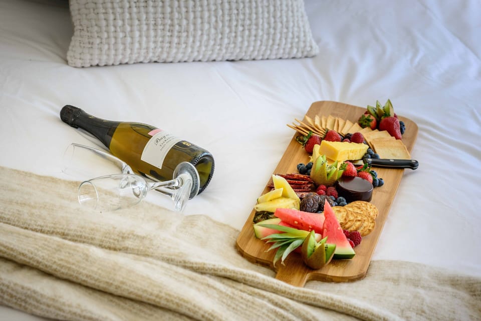  2 Bedroom Spa Apartment | Premium bedding, individually decorated, free WiFi, bed sheets
