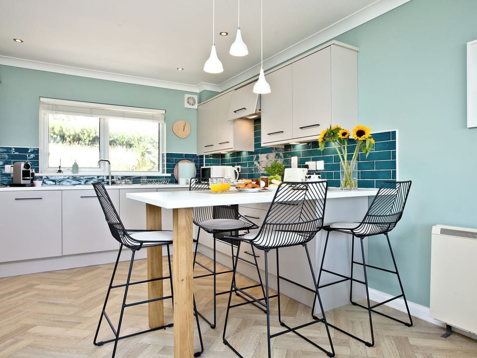 Open plan living space | 8 Waters Edge - Waters Edge, Newquay