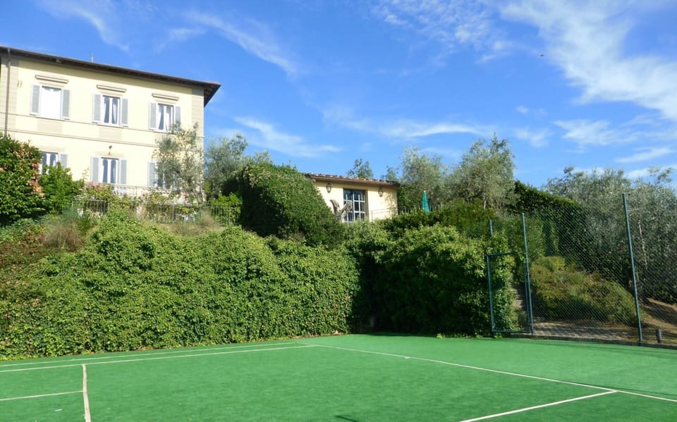 Sport court