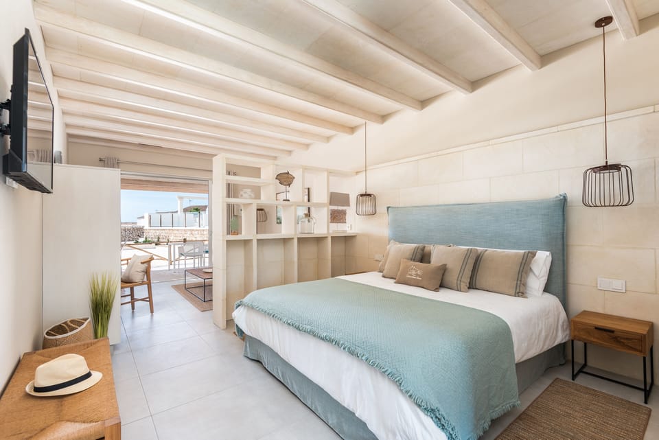 Suite, Terrace | Premium bedding, minibar, in-room safe, desk