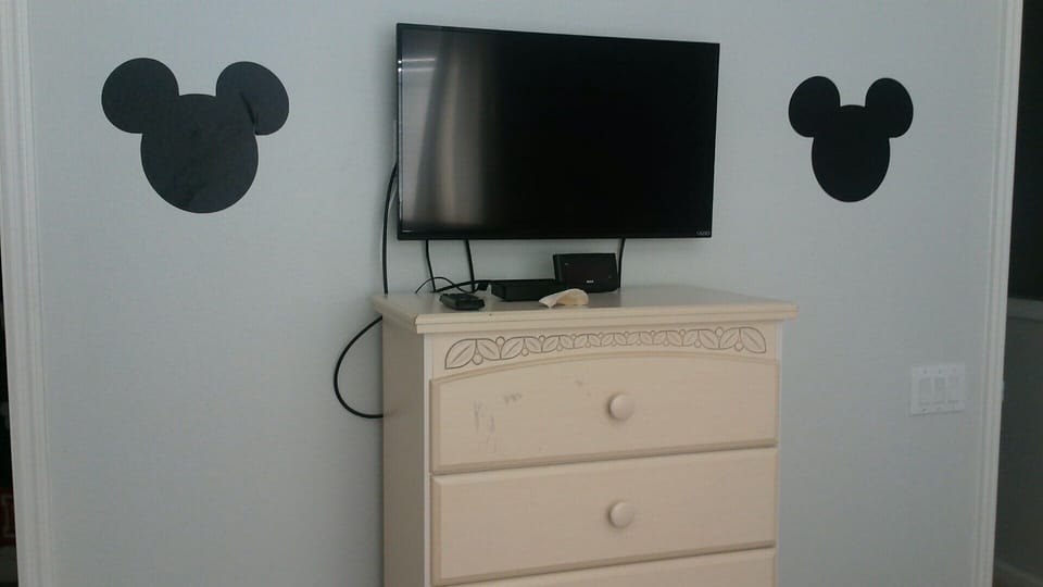 TV in 3rd bedroom