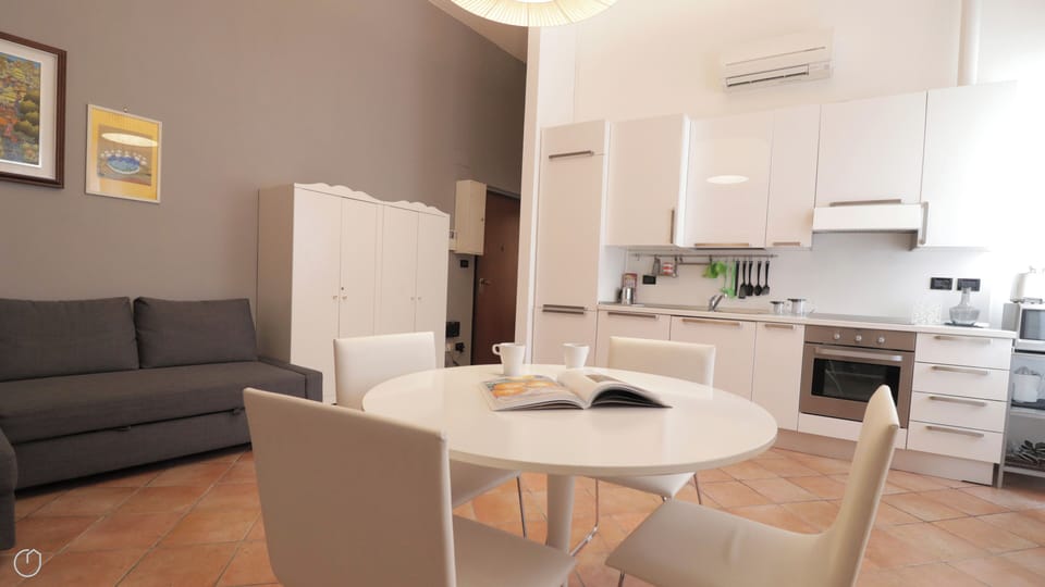 Apartment (1 Bedroom) | Interior