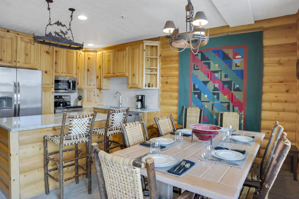 One of two kitchens and dining areas in Comstock 203/204.