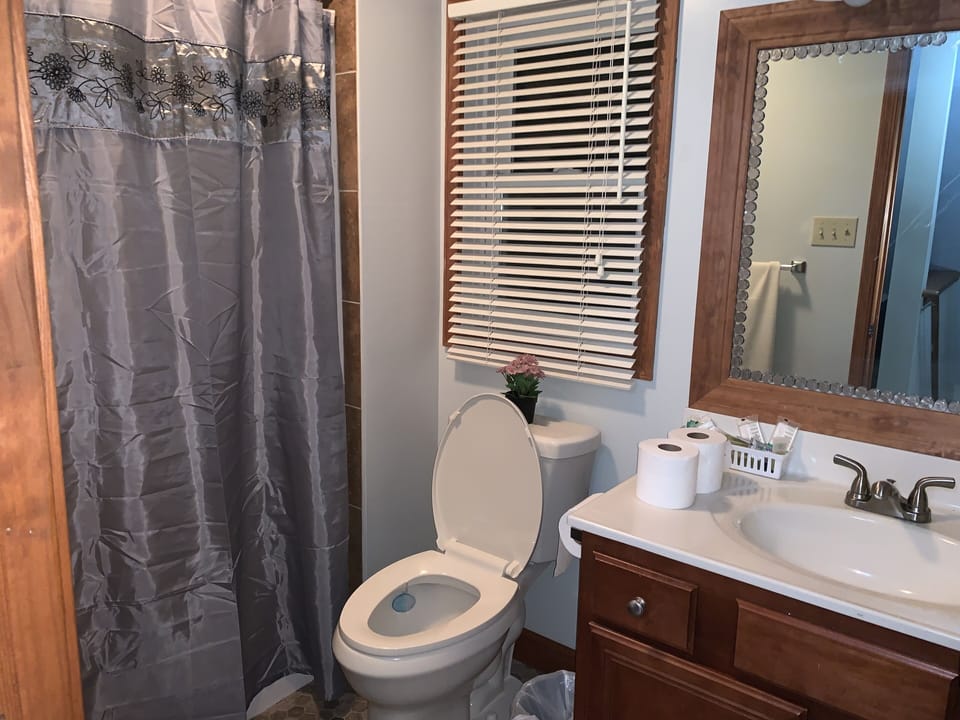 Bathroom in the second-floor