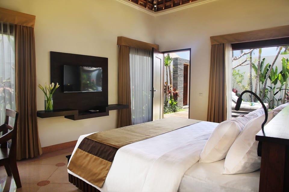 King Bedroom 1
