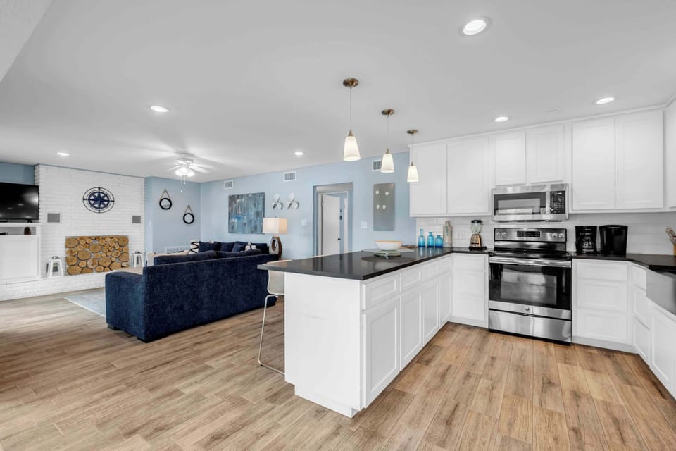 Open-concept floor plan