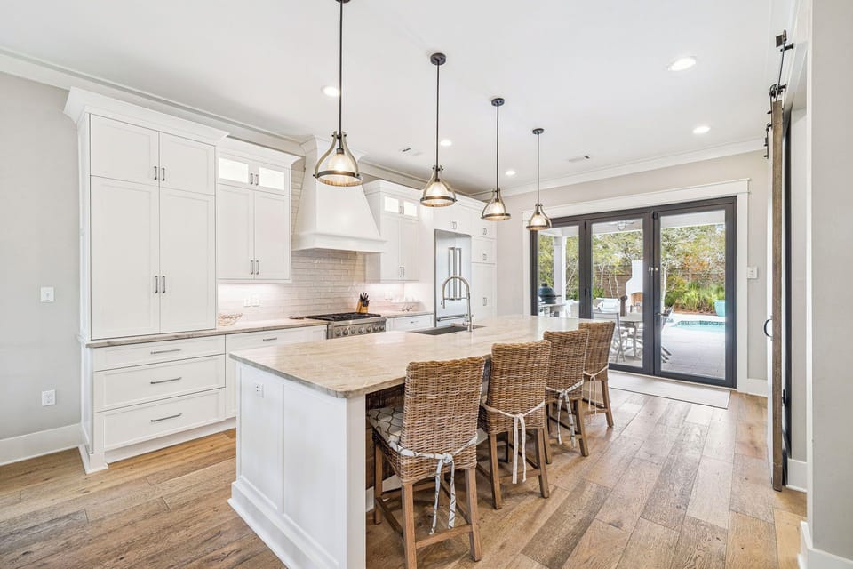 Fully Equipped Gourmet Chef's Kitchen