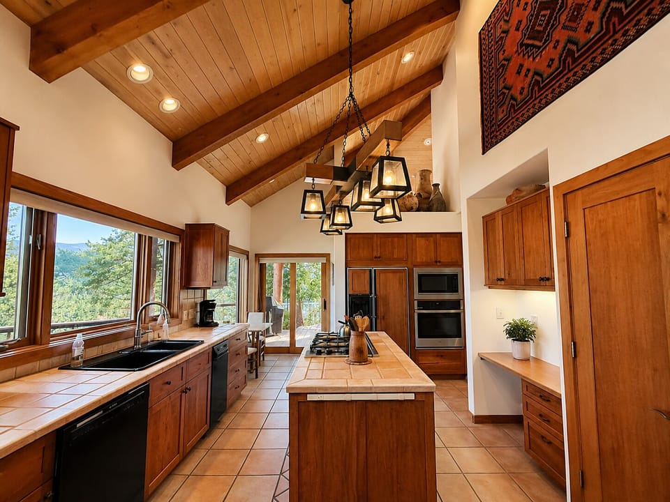 Fully Stocked Kitchen