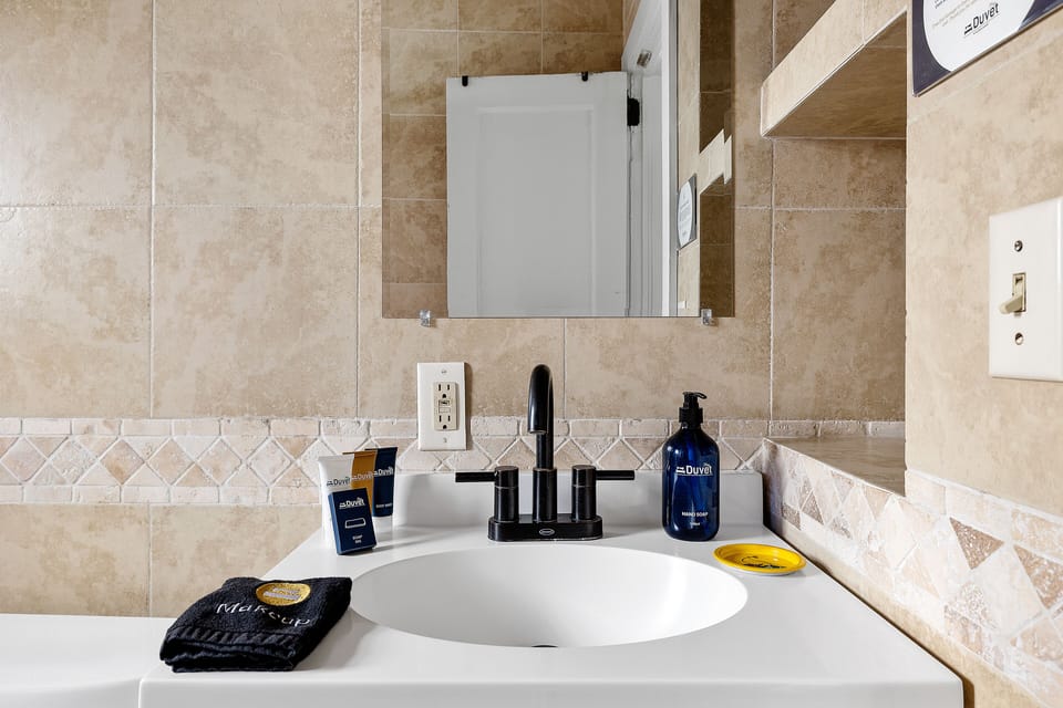 Full bathroom