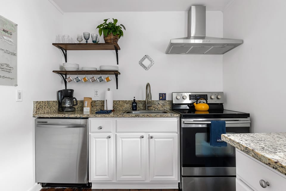 Fully equipped kitchen