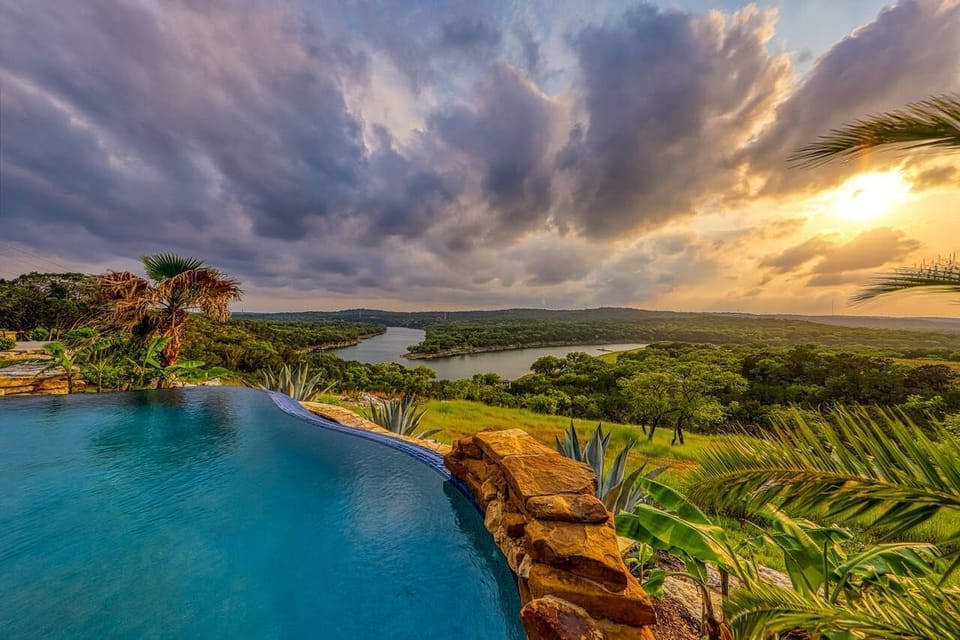 Early Spring picture before all the plants started to bloom.