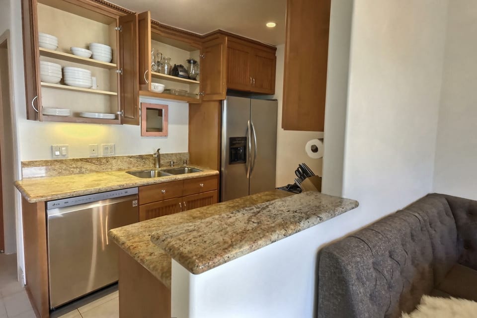 Fully stocked kitchen 