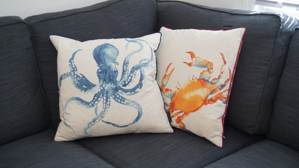Seafood Pillow Deco