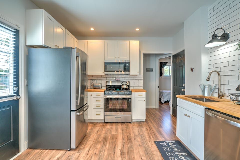 Lower Unit Kitchen