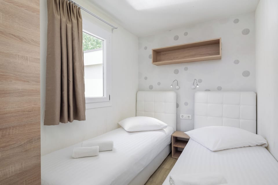 Mobile home Relax premium - whirlpool, 2nd line | Free WiFi, bed sheets