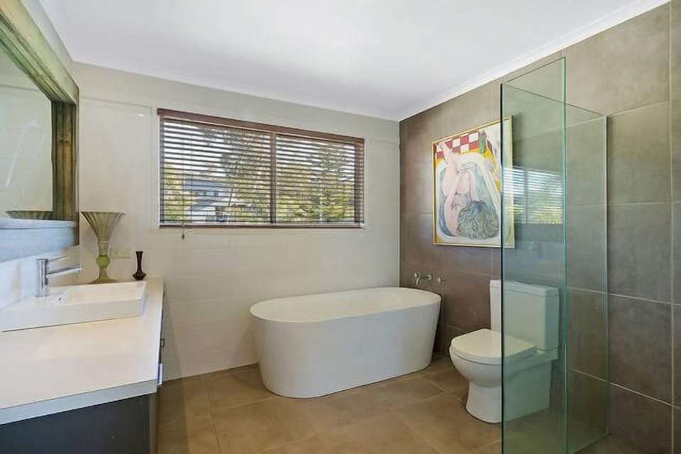 Upstairs bathroom