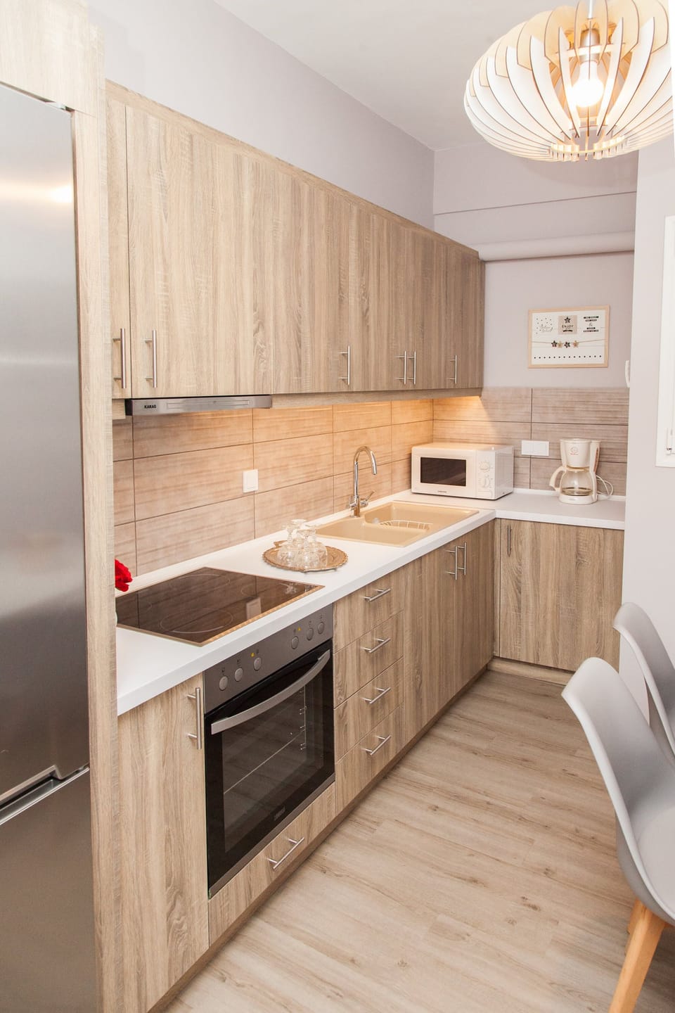 Apartment | Private kitchen | Fridge, microwave, oven, stovetop