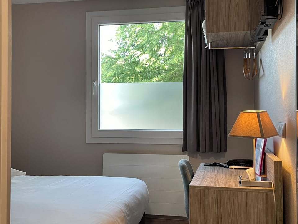 Comfort Double Room, 1 Double Bed | Desk, WiFi (free)