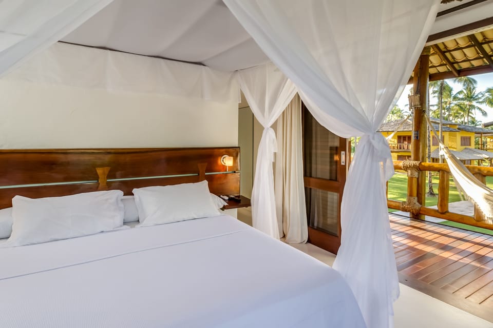 Premium bedding, pillowtop beds, minibar, in-room safe