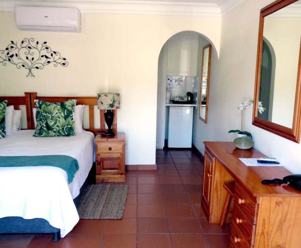 Room 3 3 Sleeper Room  | 1 bedroom, premium bedding, Select Comfort beds, minibar