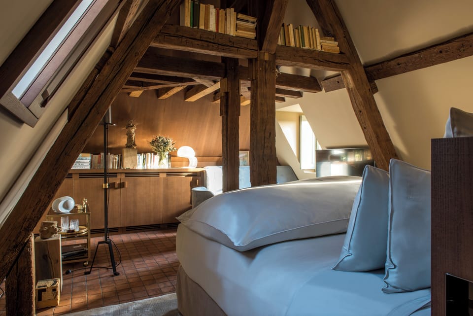 Superior Room,1 King Bed, Pool Access, Garden View, Attic Floor (accessible by stairs) | Egyptian cotton sheets, premium bedding, down comforters, pillowtop beds