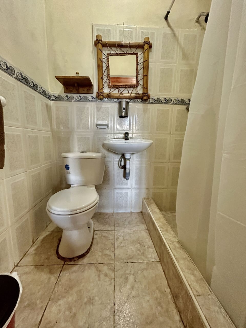 Standard Double Room | Bathroom | Shower, hair dryer (on request), towels