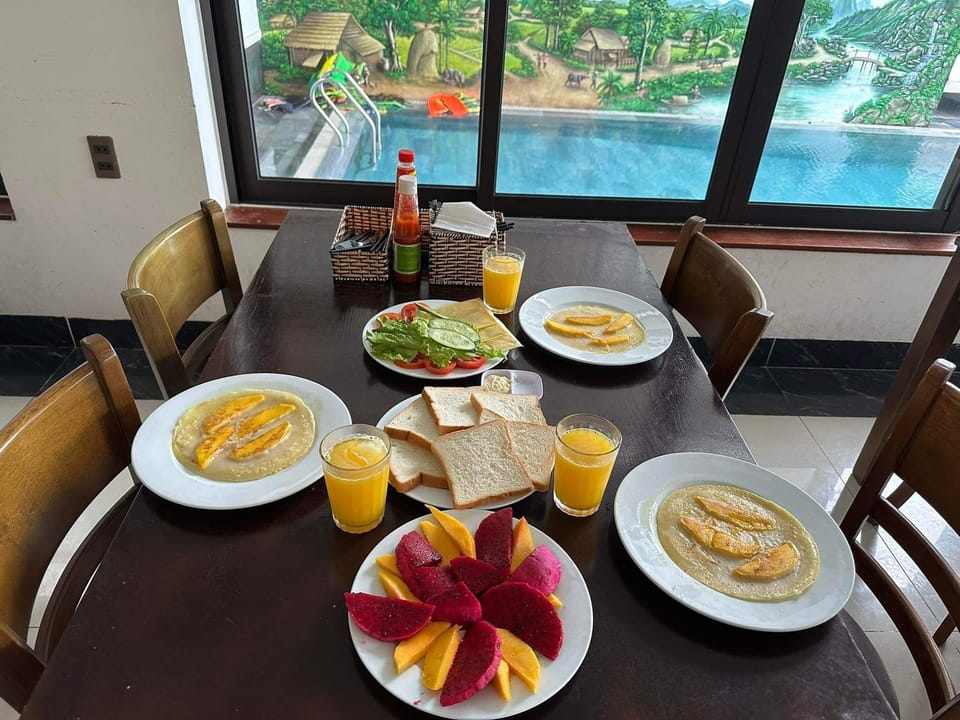 Breakfast meal