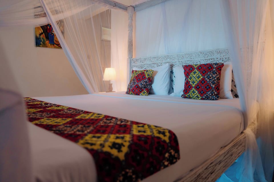 Deluxe Room, Ocean View | In-room safe, desk, soundproofing, free WiFi