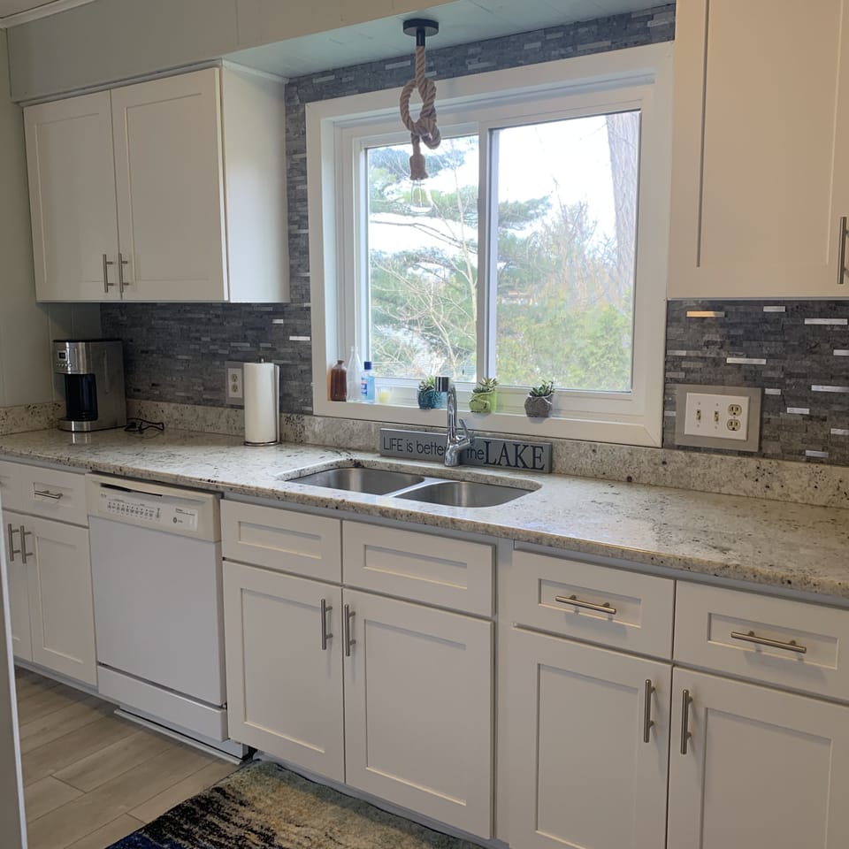 Beautiful updated kitchen with granite counter top