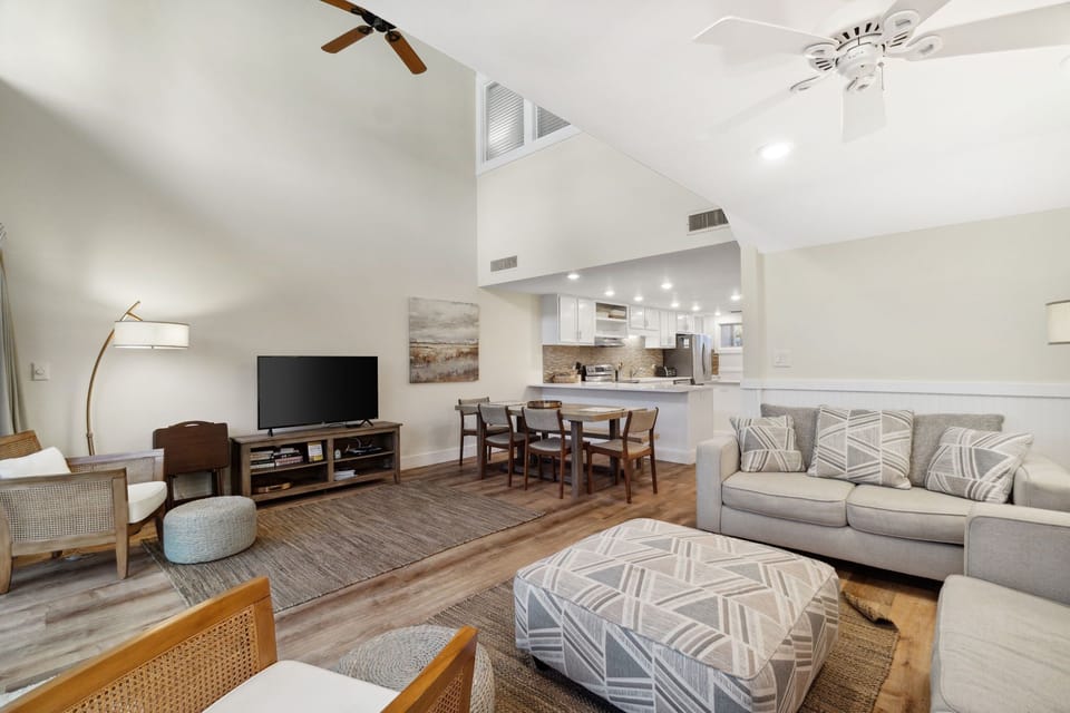 12-web-or-mls-22400-front-beach-rd-unit-22