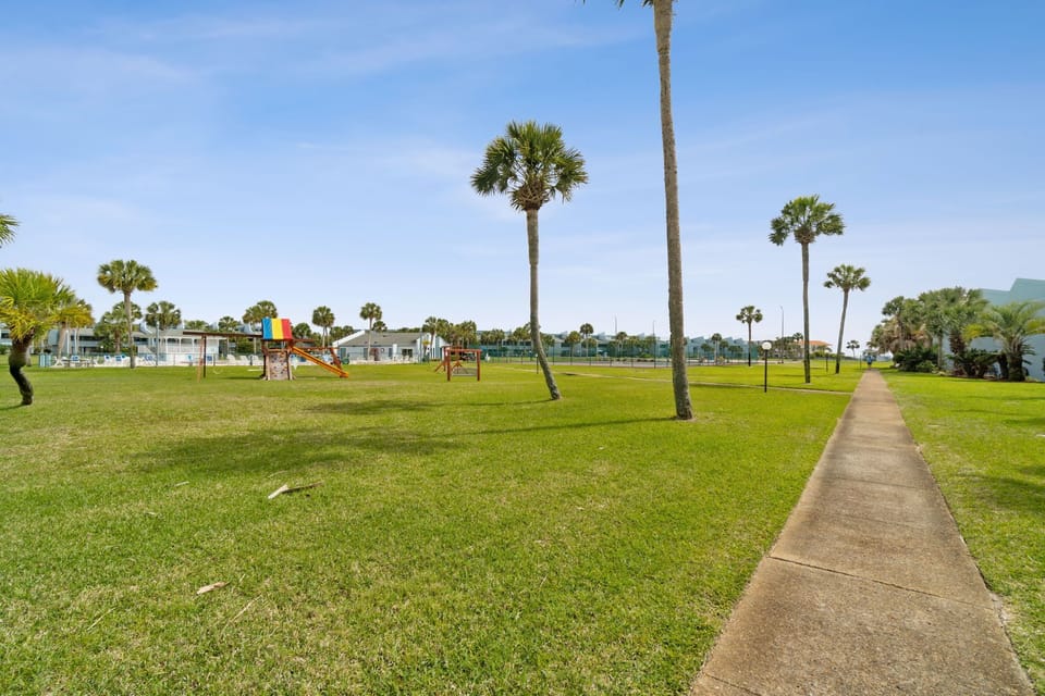28-web-or-mls-22400-front-beach-rd-unit-22