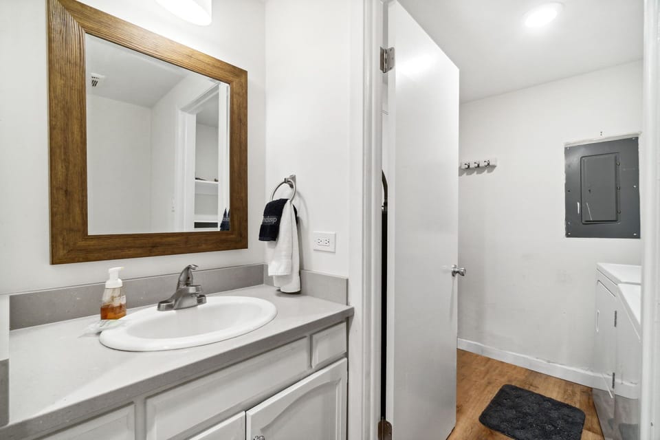 13-web-or-mls-22400-front-beach-rd-unit-22