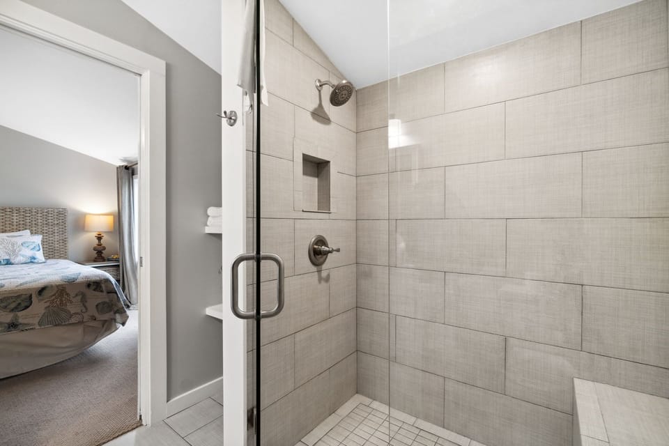 24-web-or-mls-22400-front-beach-rd-unit-22