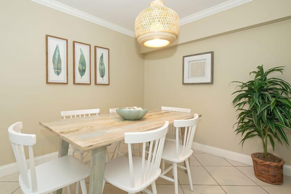 Large living/dining area combined...right next to the kitchen