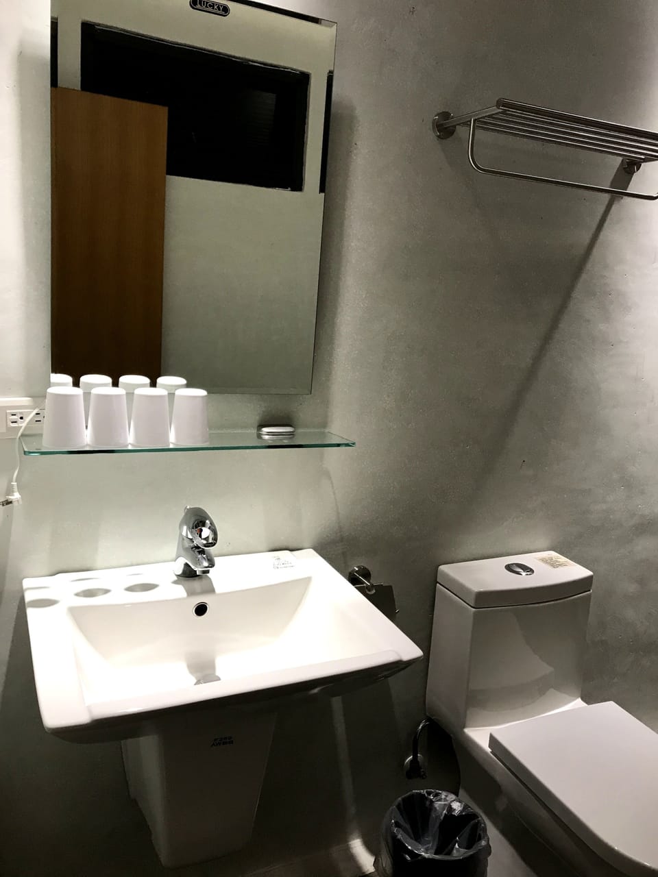 Family Quadruple Room | Bathroom | Shower, free toiletries, hair dryer, slippers
