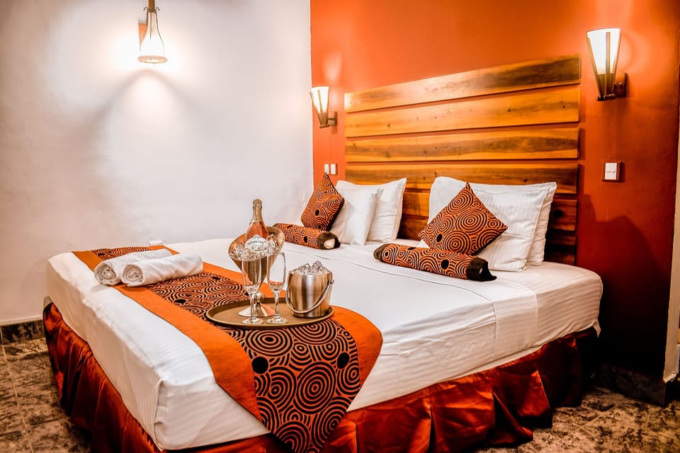 Standard Double or Twin Room | Premium bedding, minibar, in-room safe, laptop workspace