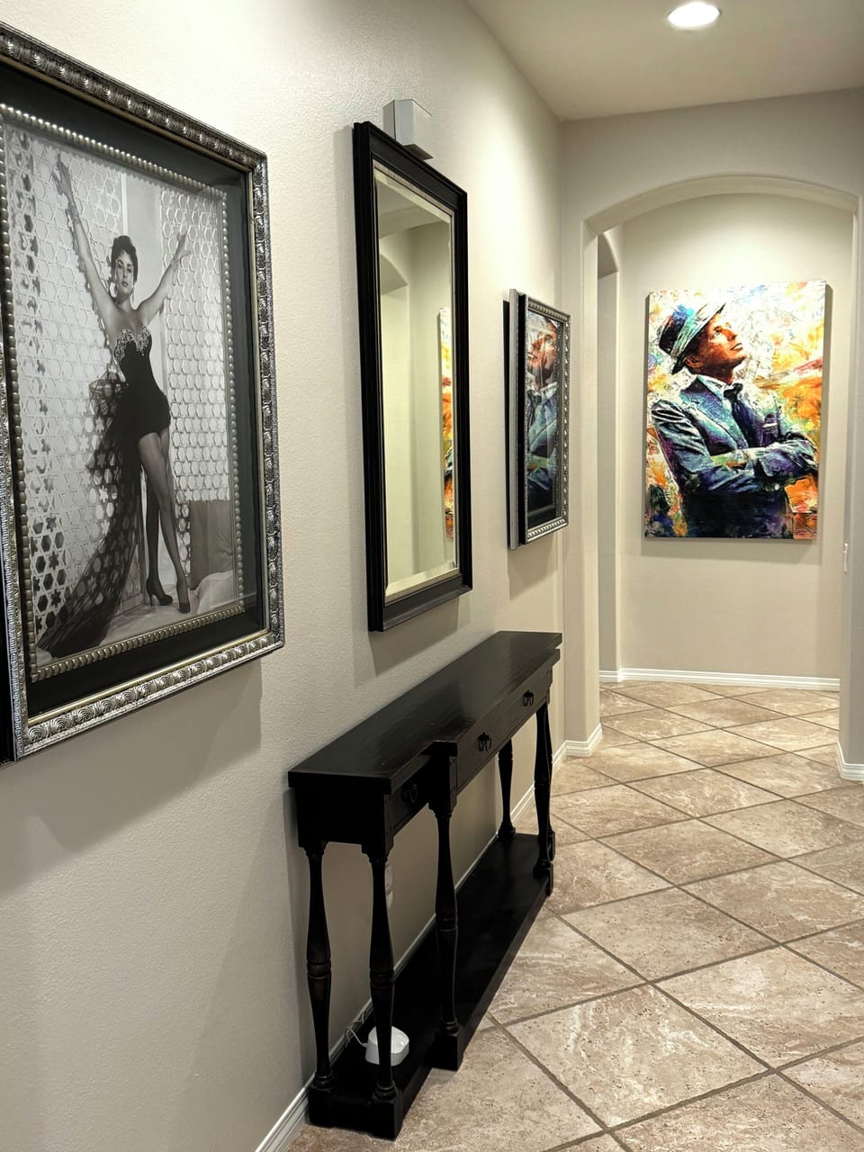 Hollywood photos and painting