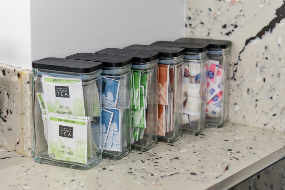 Complimentary local Hawaiʻi teas for a taste of the islands.