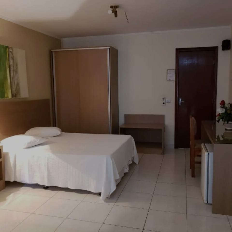 Standard Room | Minibar, desk, rollaway beds, free WiFi