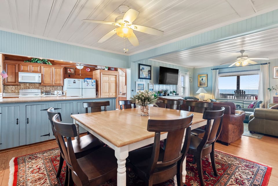 KDN0617: Arcadia l Mid Level Dining Area