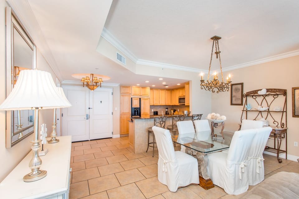 Dining Room 1.1