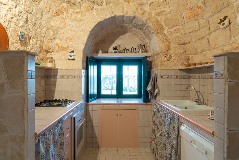 Apartment, 3 Bedrooms | Private kitchen | Full-size fridge, oven, stovetop, dishwasher