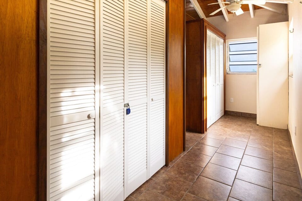 Hallway to master bedroom.
