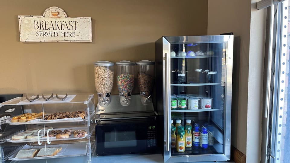 Free continental breakfast