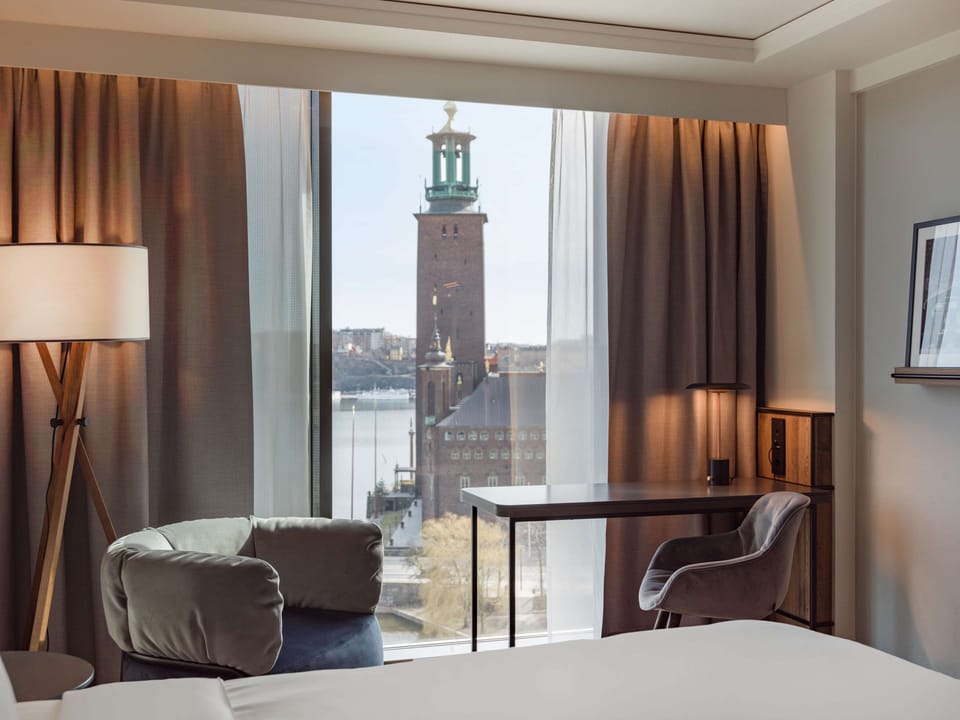 Superior Room (Scenic View) | Premium bedding, down comforters, in-room safe, desk