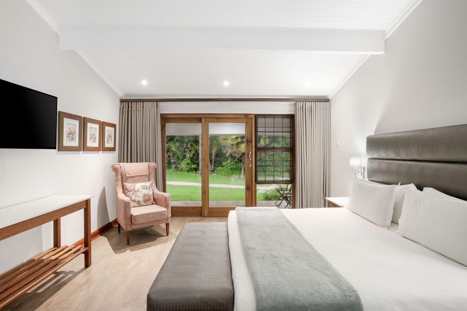 Room, 1 King Bed, Garden View | Garden view
