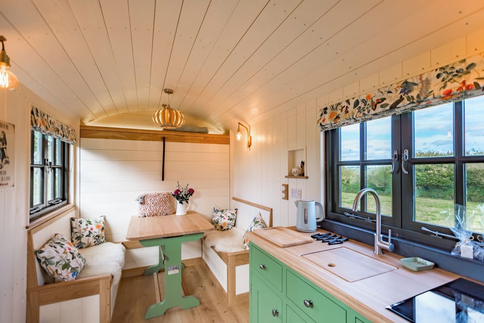 Luxury Room, Ensuite (Cottage Shepherds Hut) | 1 bedroom
